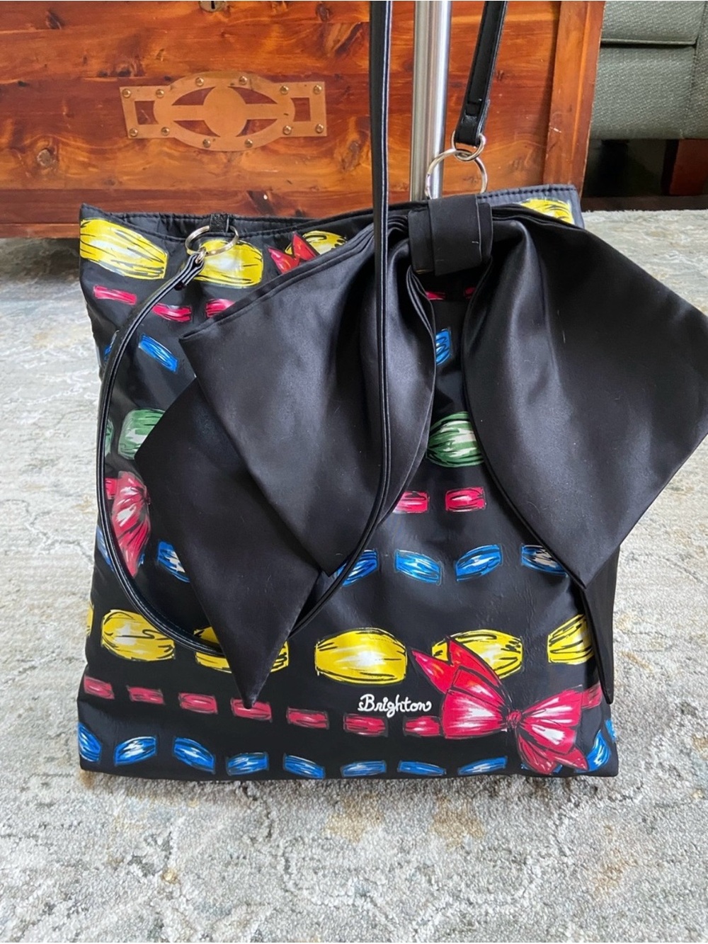 Brighton Take a Beau Tote - Picture 1 of 10